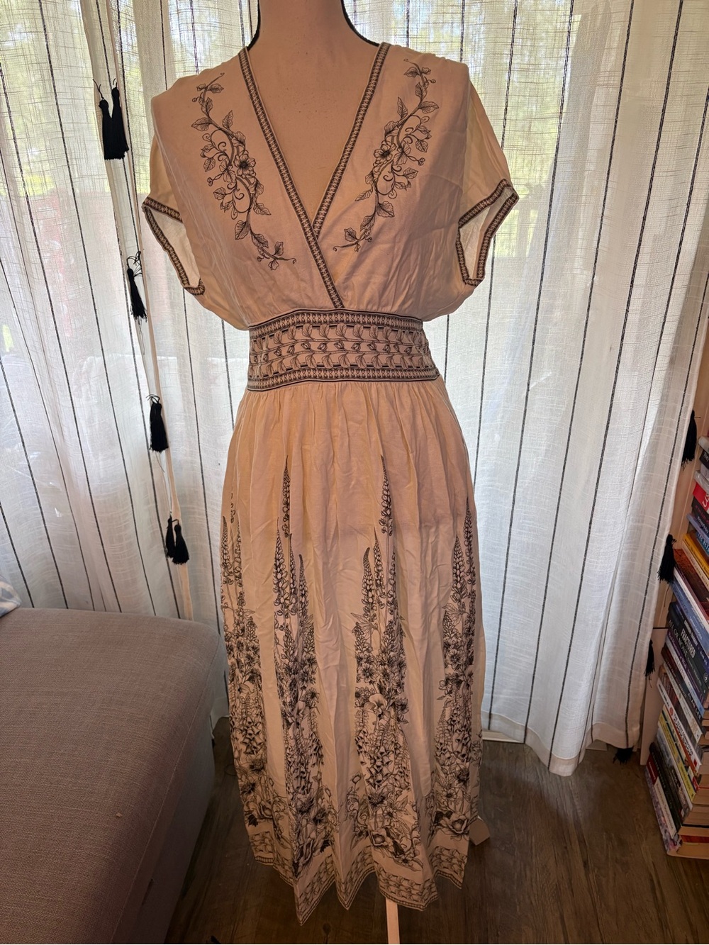Max Studio Cream Maxi Dress with Black Floral Embroidery Accents